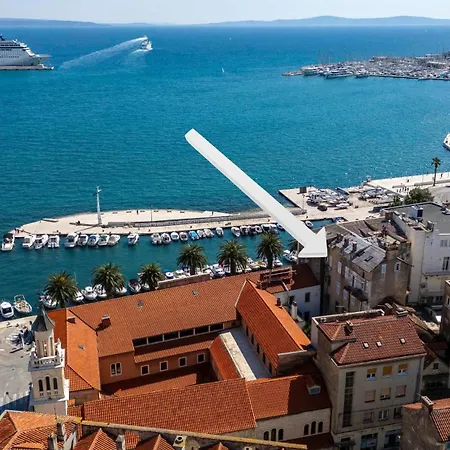 Patricia & Gemini Luxury *