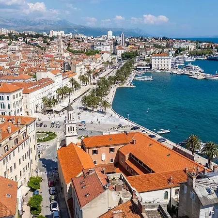 公寓 Patricia & Gemini Luxury *