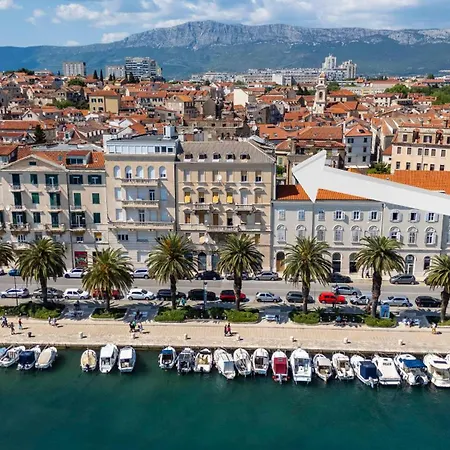 公寓 Patricia & Gemini Luxury