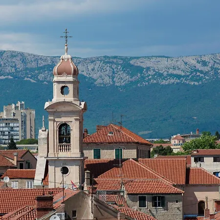 Patricia & Gemini Luxury Apartman *