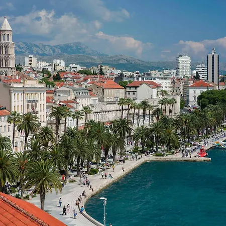 Patricia & Gemini Luxury Apartamento *