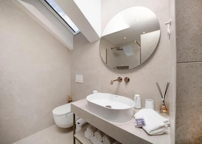 Patricia & Gemini Luxury * Split